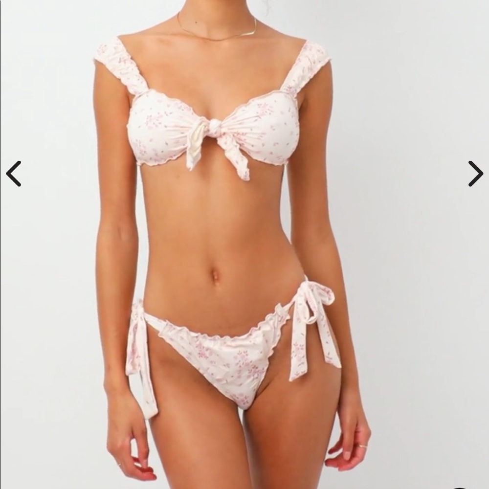 Frankies Bikinis Colby Ruffled sweet rose print